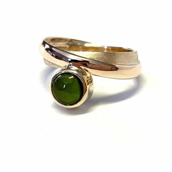 Edelschmiede925 Schmuckset vom Trauring zum Schmuckring mit herrlich grünem Turmalin Cabochon
